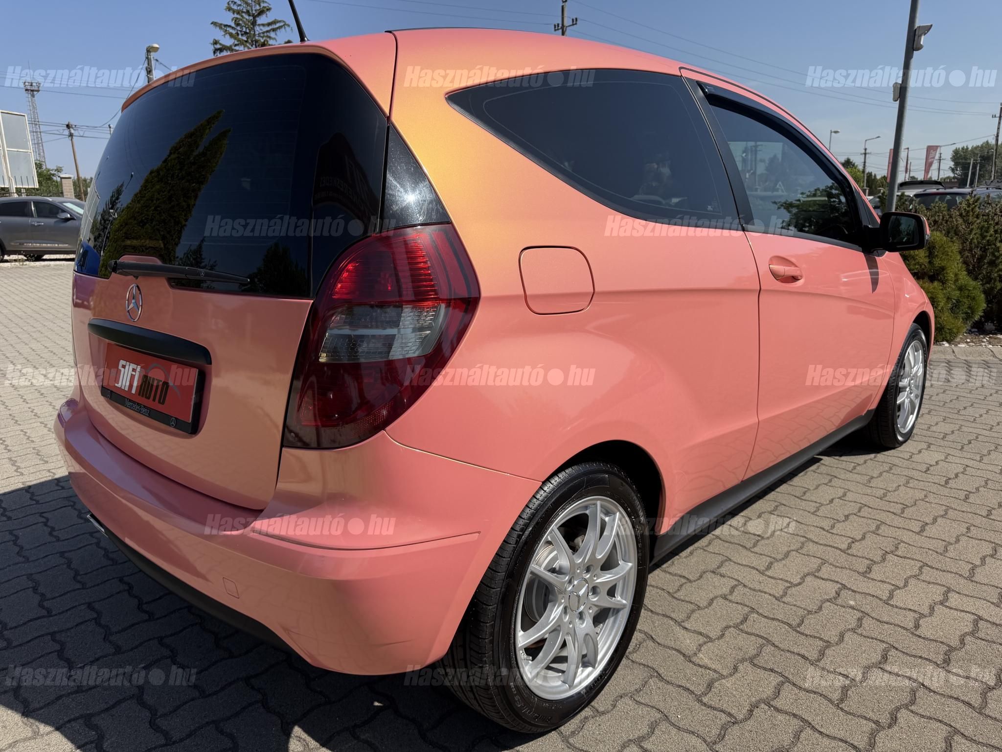 MERCEDES-BENZ A 180 BlueEFFICIENCY Elegance Magyarrendszám.