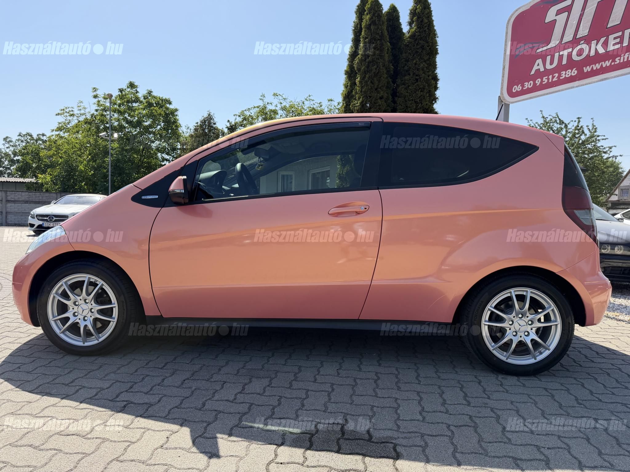 MERCEDES-BENZ A 180 BlueEFFICIENCY Elegance Magyarrendszám.