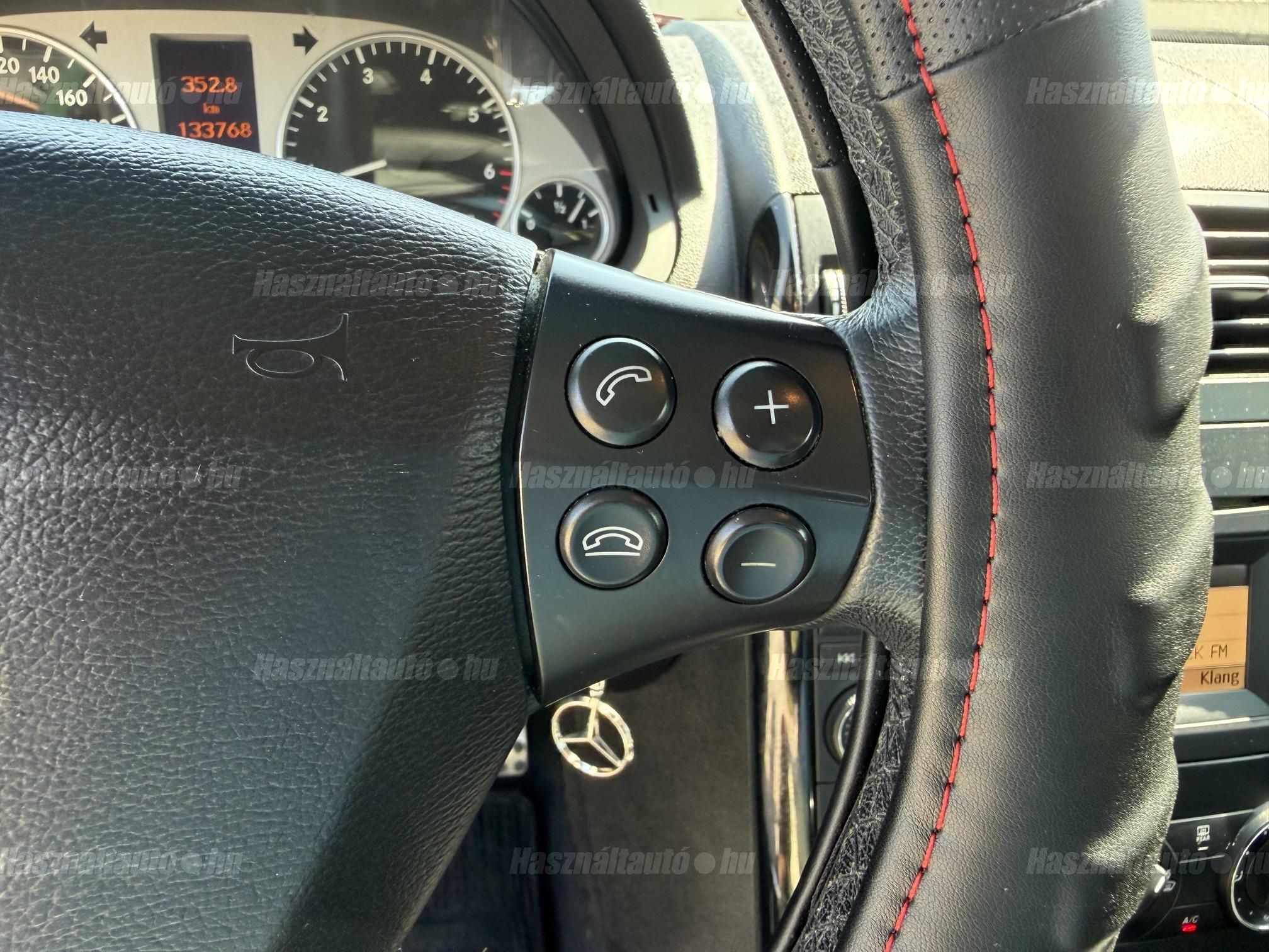 MERCEDES-BENZ A 180 BlueEFFICIENCY Elegance Magyarrendszám.