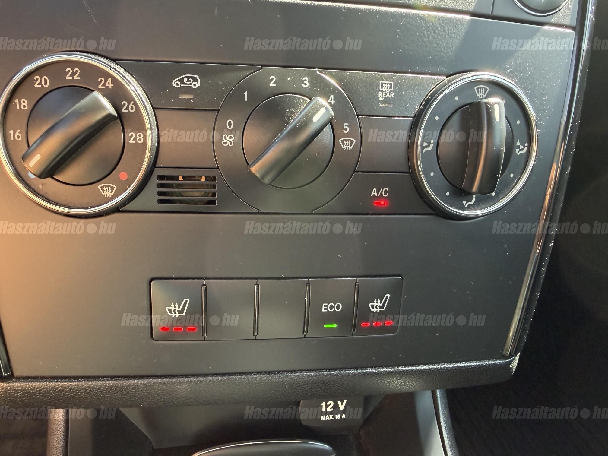 MERCEDES-BENZ A 180 BlueEFFICIENCY Elegance Magyarrendszám.