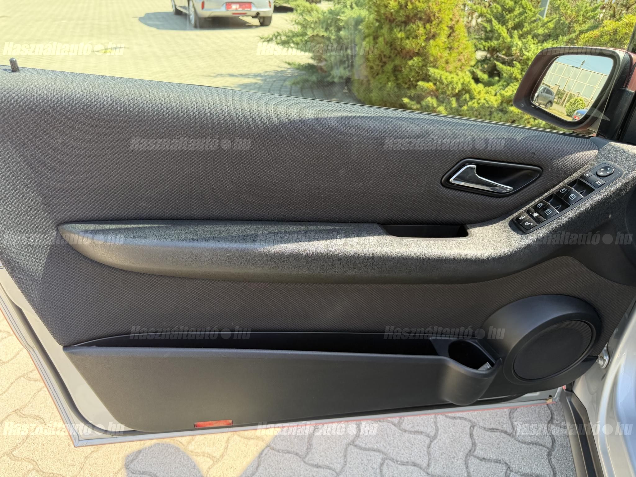 MERCEDES-BENZ A 180 BlueEFFICIENCY Elegance Magyarrendszám.