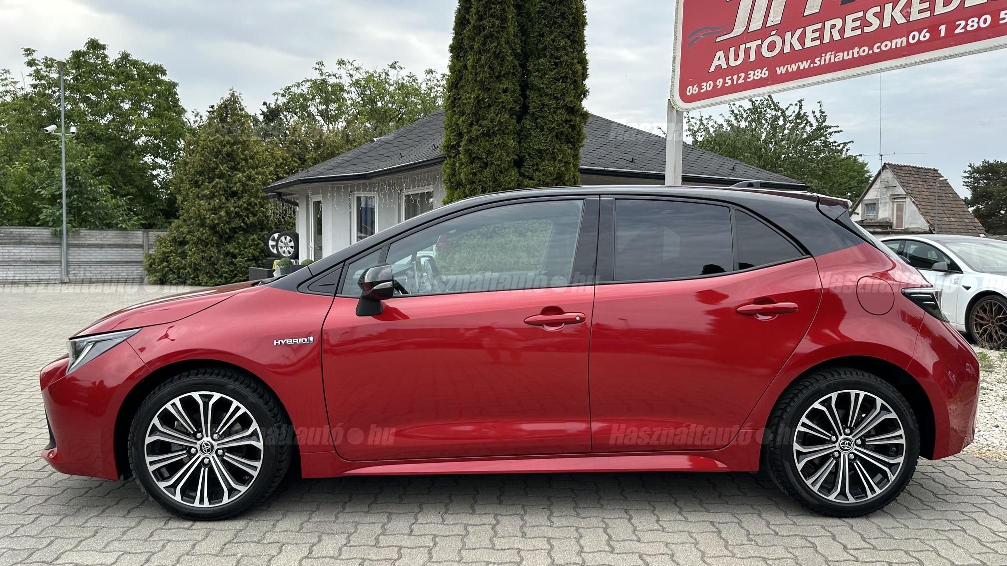TOYOTA COROLLA 1.8 Hybrid Comfort Style Tech e-CVT