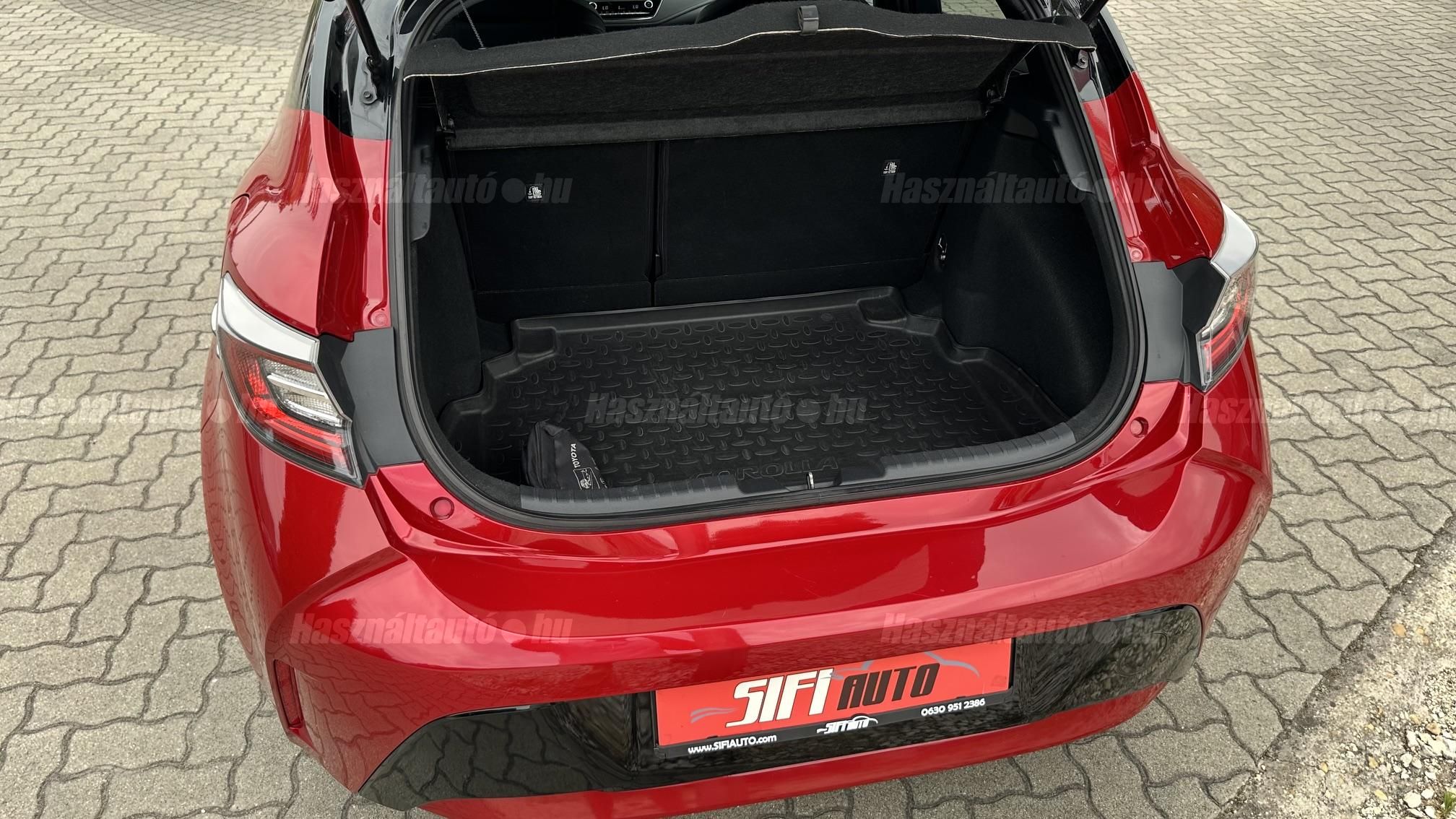 TOYOTA COROLLA 1.8 Hybrid Comfort Style Tech e-CVT