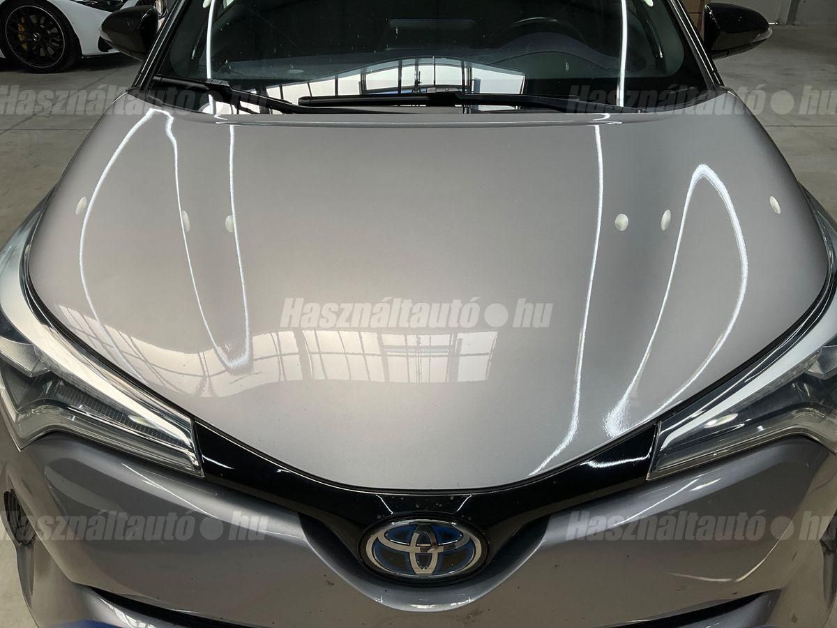 TOYOTA C-HR 1.8 Hybrid Executive LED Premium pack Leather e-CVT 3.év.Garancia./Sérmentes/Végig.Toyota-Szervíz/Bőr-Belső/JBL/Winter