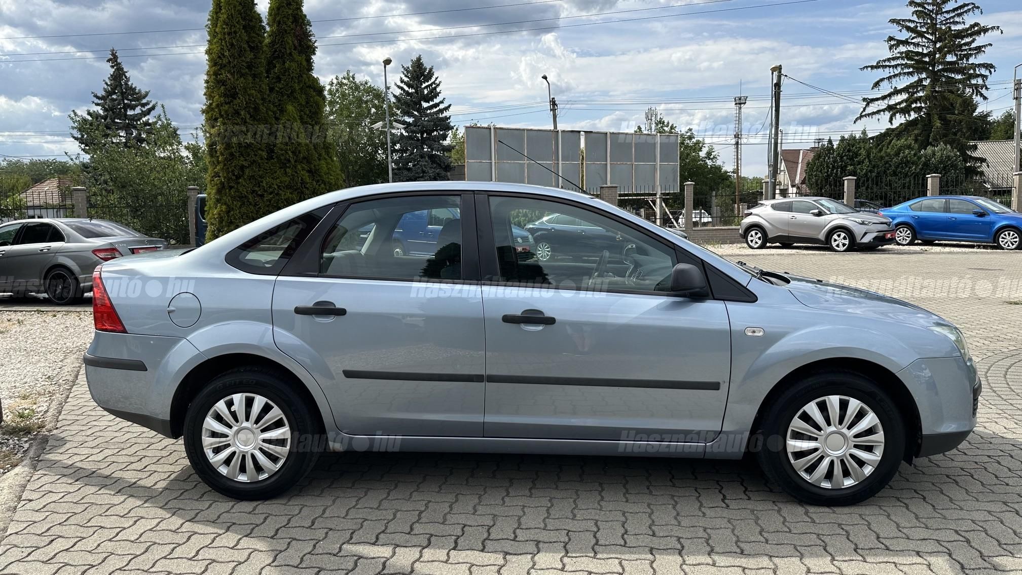 FORD FOCUS 1.6 Trend