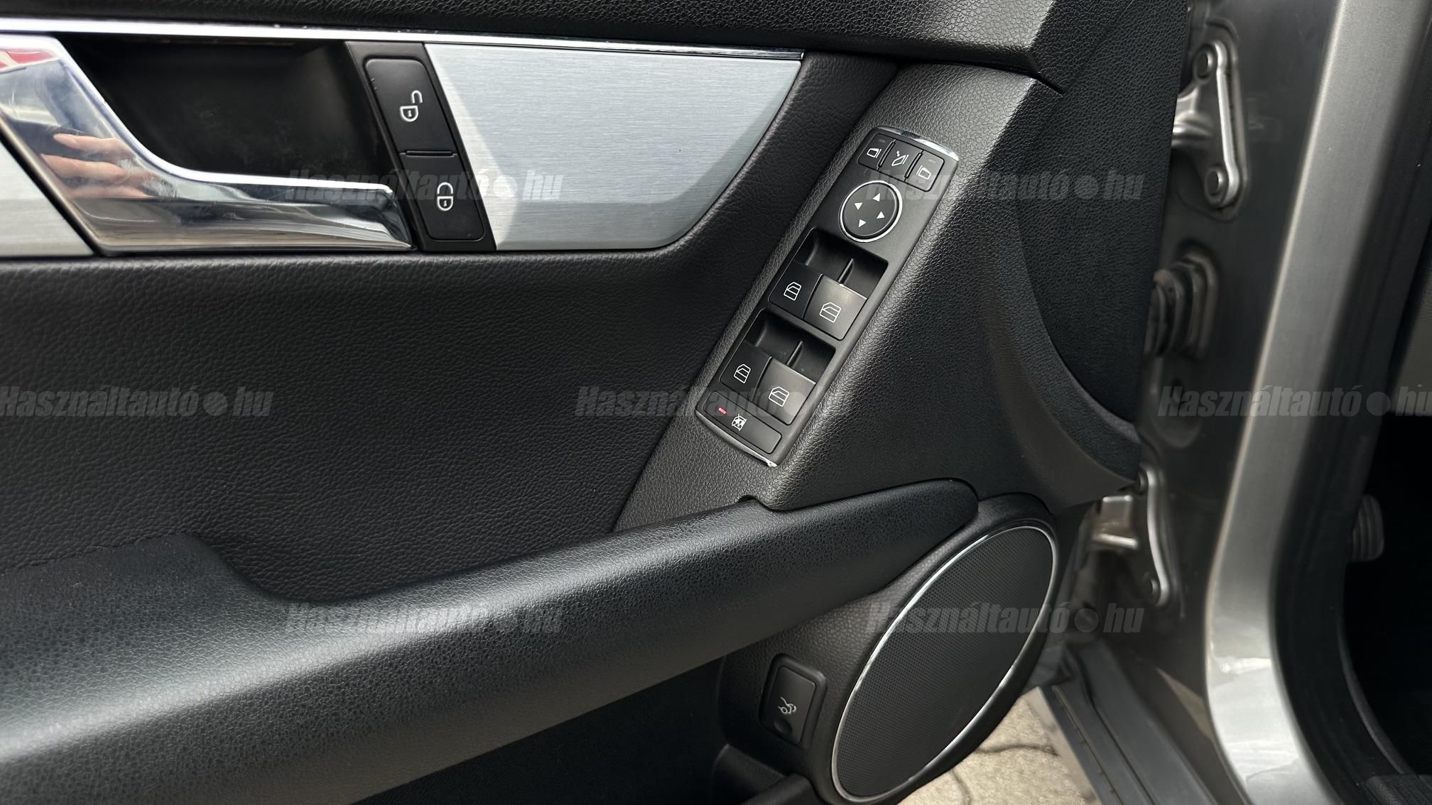 MERCEDES-BENZ C-OSZTÁLY C 320 CDI Avantgarde (Automata)