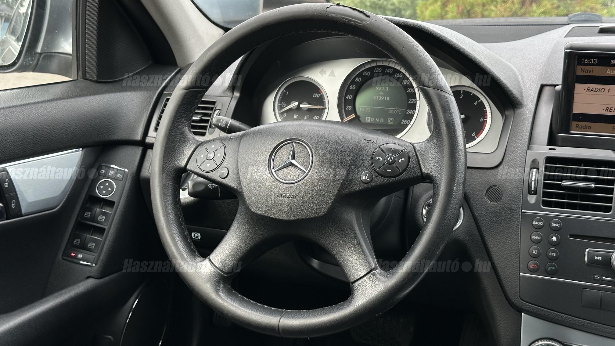 MERCEDES-BENZ C-OSZTÁLY C 320 CDI Avantgarde (Automata)
