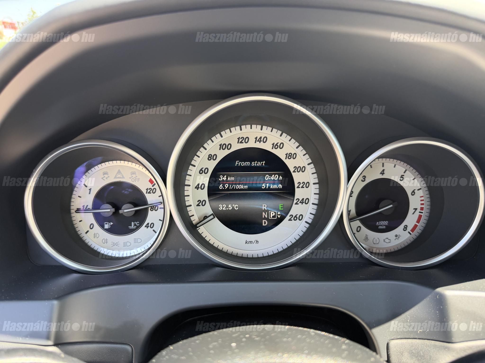 MERCEDES-BENZ E 200 CGI BlueEFFICIENCY Avantgarde 7G-TRONIC