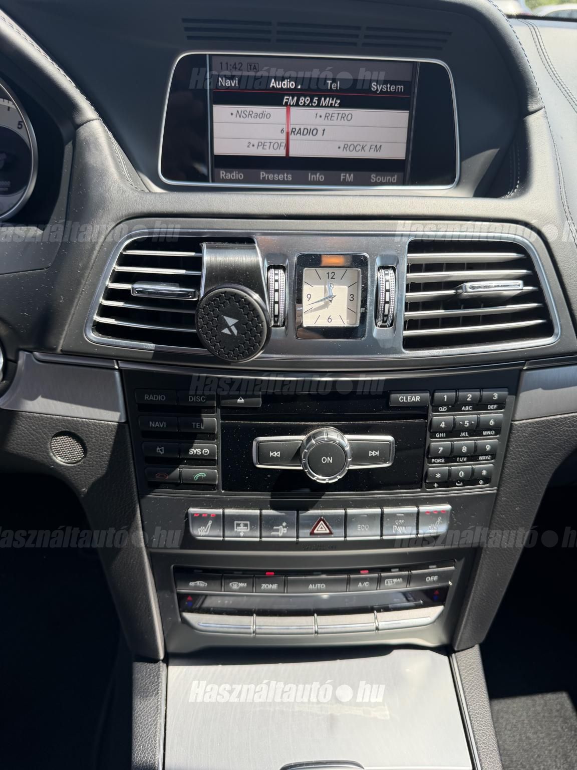 MERCEDES-BENZ E 200 CGI BlueEFFICIENCY Avantgarde 7G-TRONIC