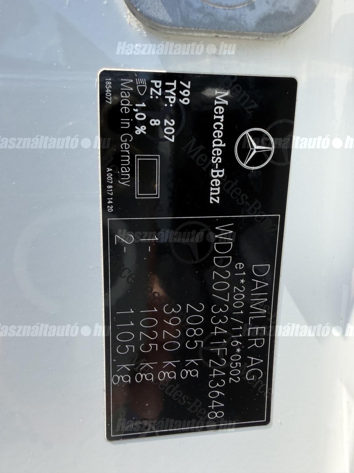 MERCEDES-BENZ E 200 CGI BlueEFFICIENCY Avantgarde 7G-TRONIC