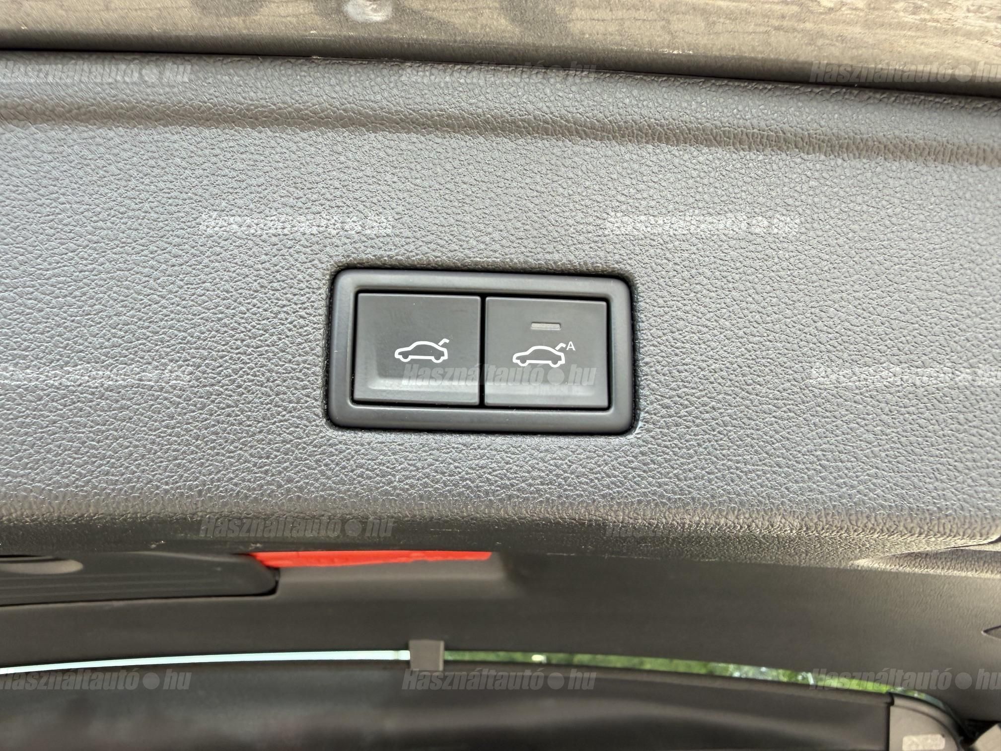 VOLKSWAGEN TOUAREG 3.0 V6 TDI R-Line Tiptronic ic