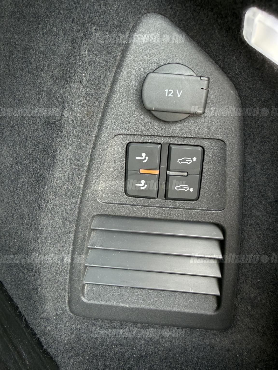VOLKSWAGEN TOUAREG 3.0 V6 TDI R-Line Tiptronic ic