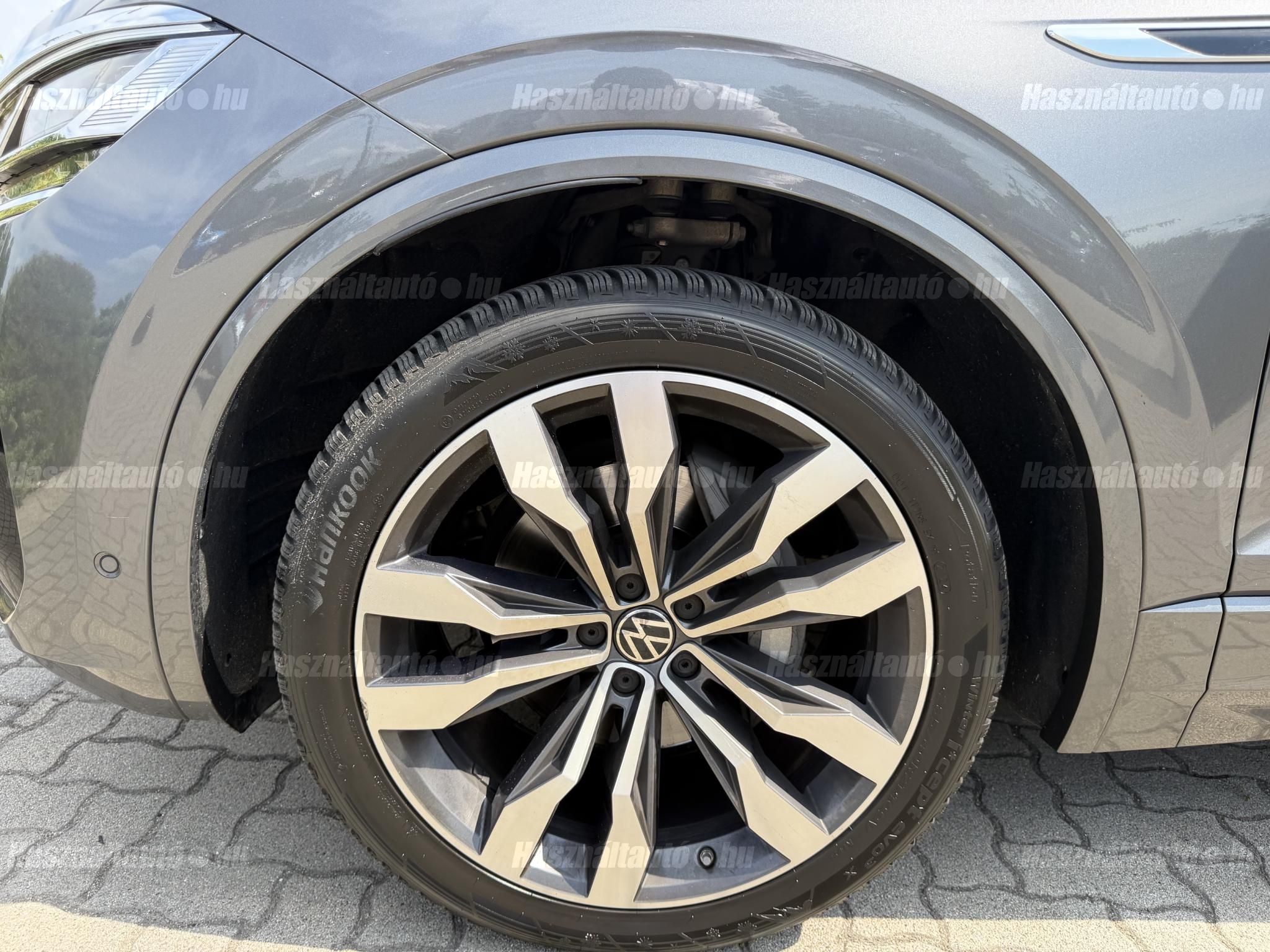 VOLKSWAGEN TOUAREG 3.0 V6 TDI R-Line Tiptronic ic