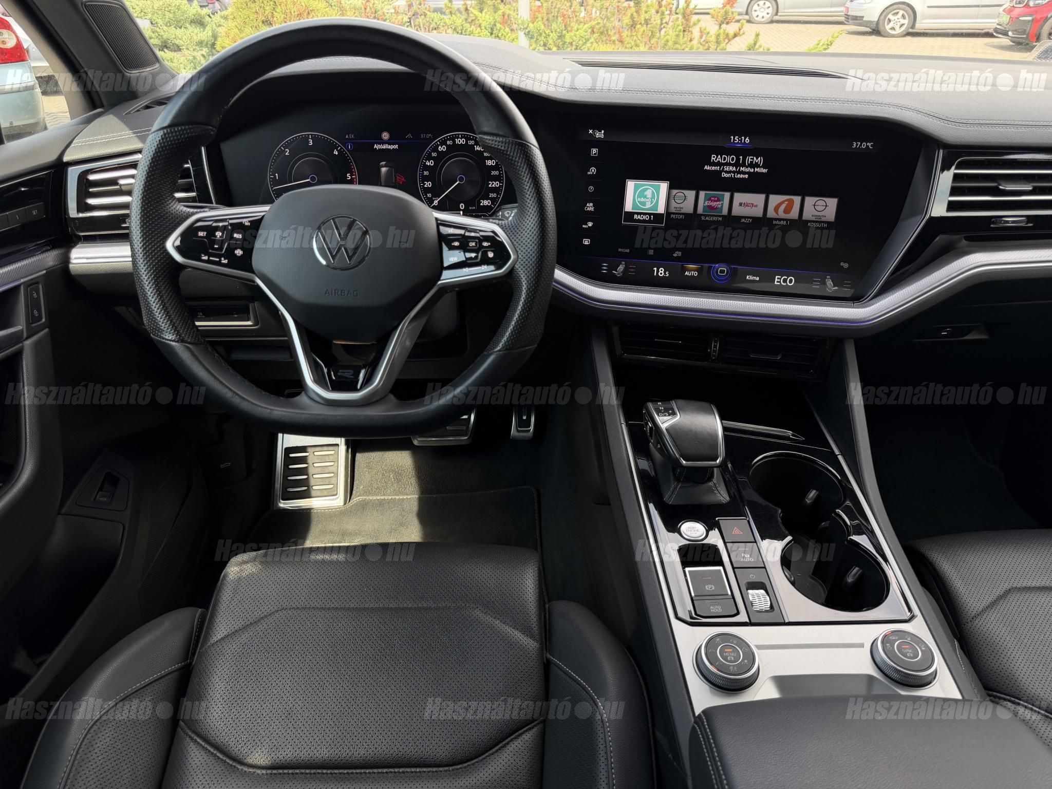 VOLKSWAGEN TOUAREG 3.0 V6 TDI R-Line Tiptronic ic