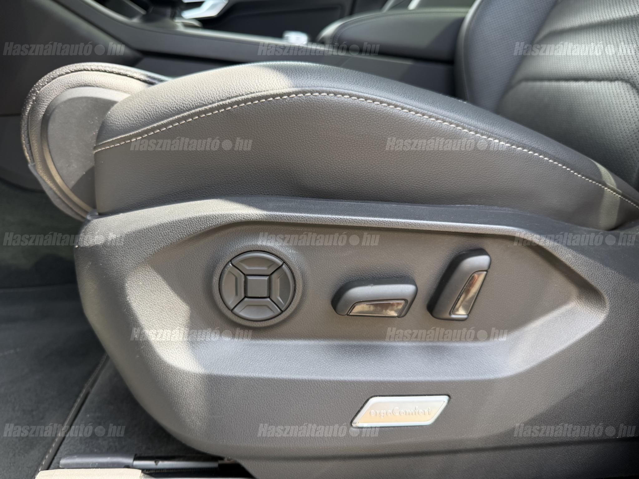 VOLKSWAGEN TOUAREG 3.0 V6 TDI R-Line Tiptronic ic