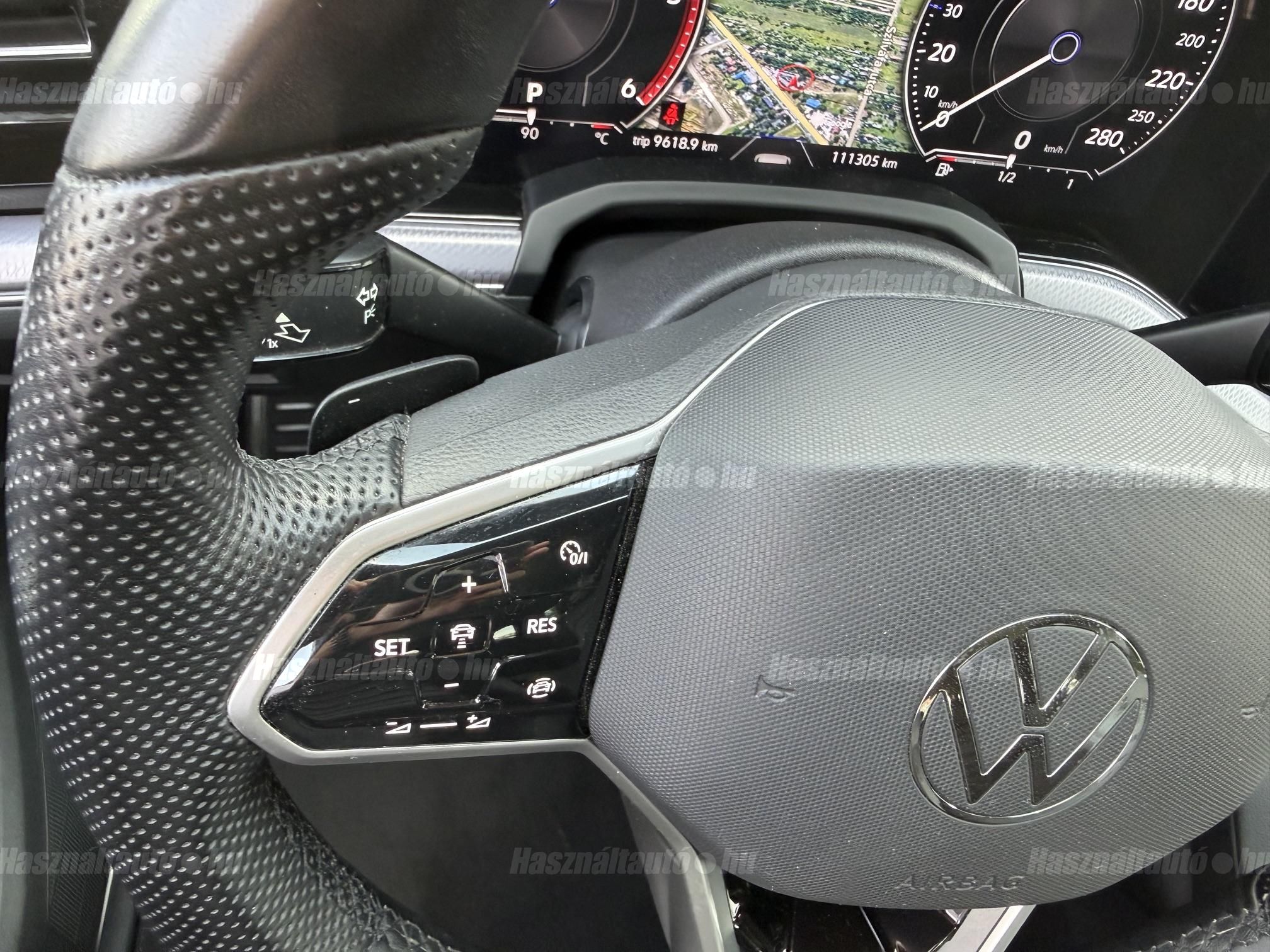 VOLKSWAGEN TOUAREG 3.0 V6 TDI R-Line Tiptronic ic