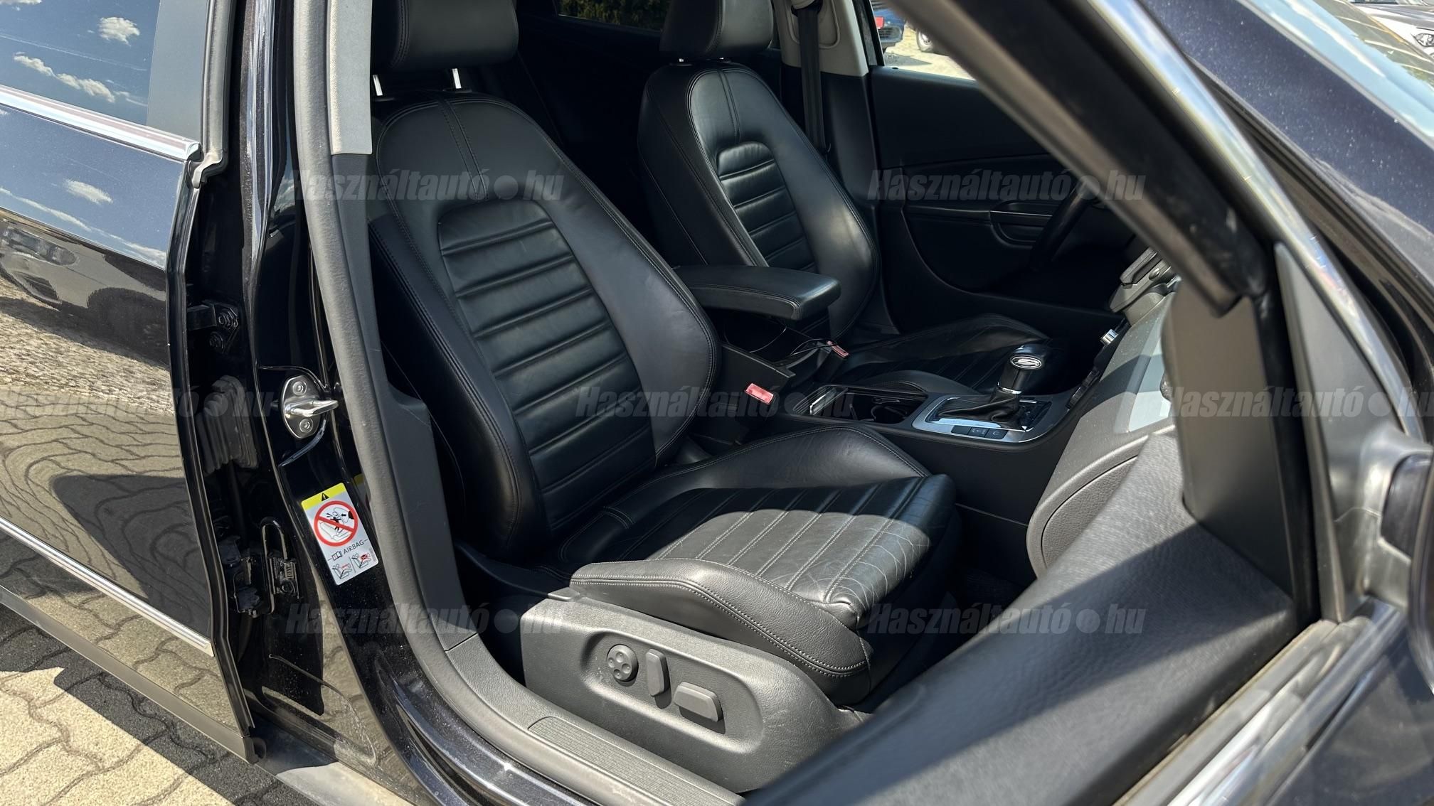 VOLKSWAGEN PASSAT Variant 3.2 V6 FSI Sportline 4Motion DSG