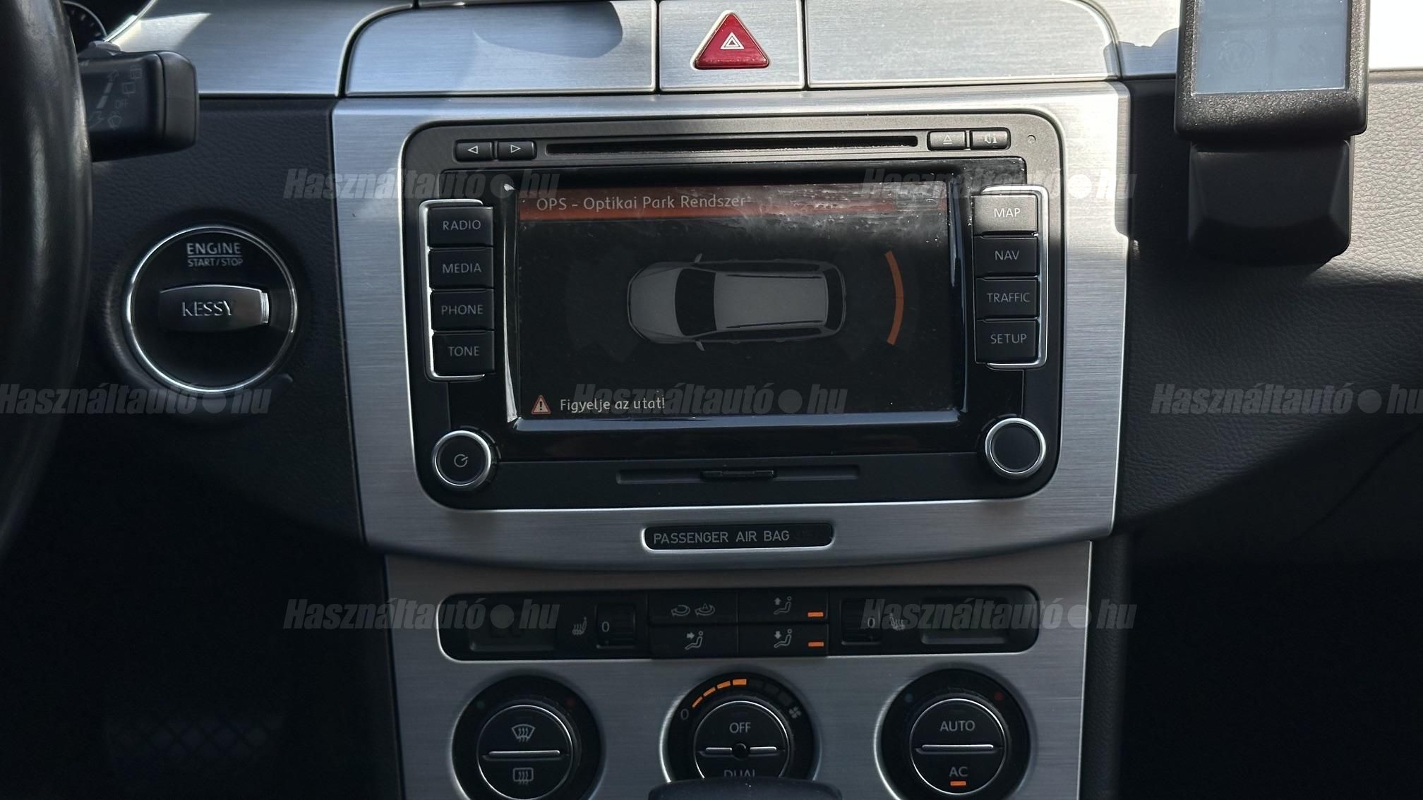 VOLKSWAGEN PASSAT Variant 3.2 V6 FSI Sportline 4Motion DSG