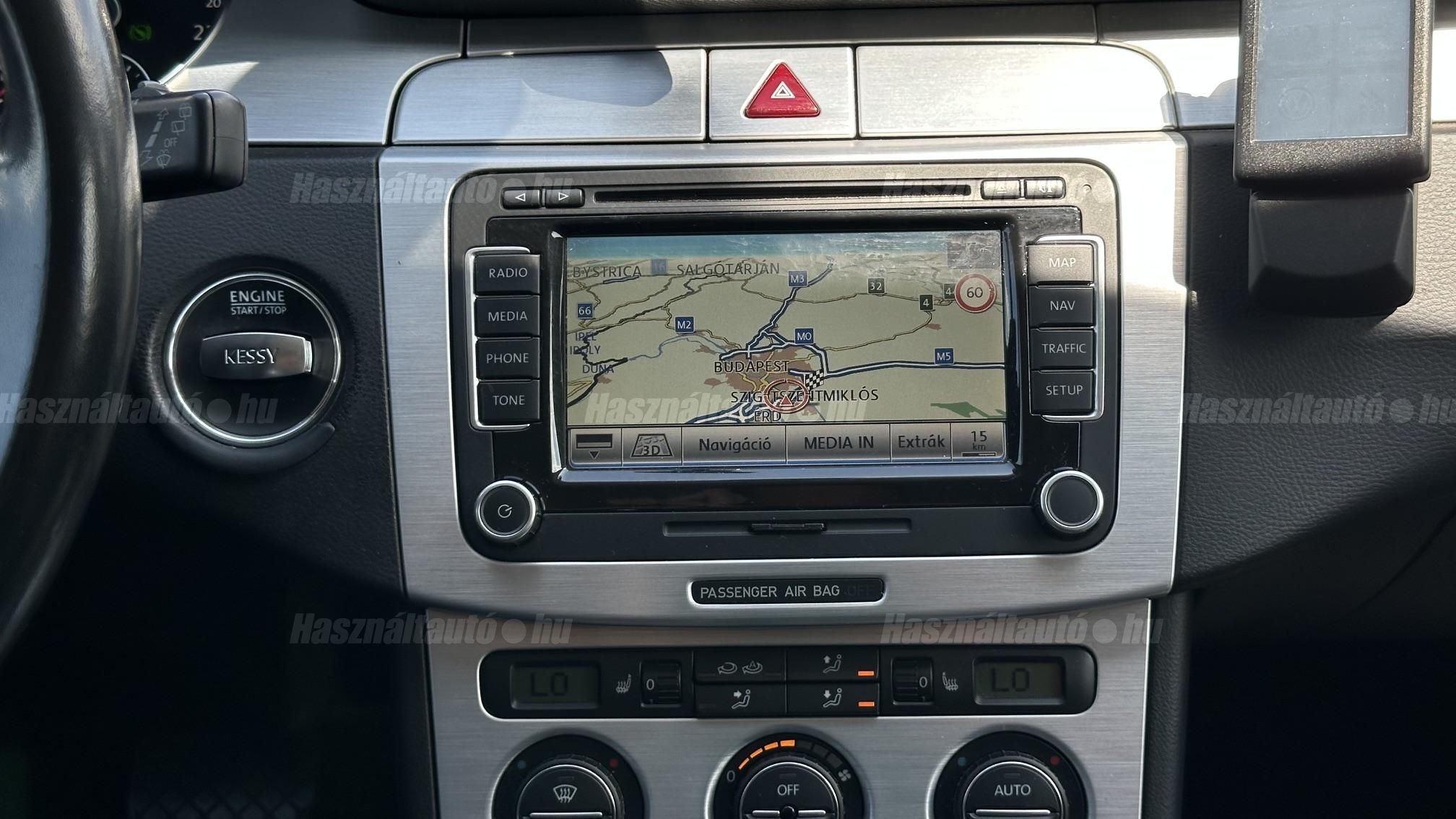 VOLKSWAGEN PASSAT Variant 3.2 V6 FSI Sportline 4Motion DSG