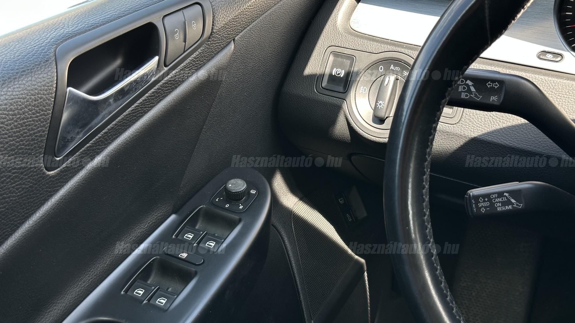 VOLKSWAGEN PASSAT Variant 3.2 V6 FSI Sportline 4Motion DSG