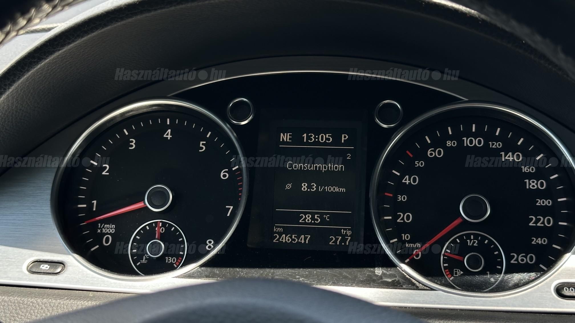 VOLKSWAGEN PASSAT Variant 3.2 V6 FSI Sportline 4Motion DSG
