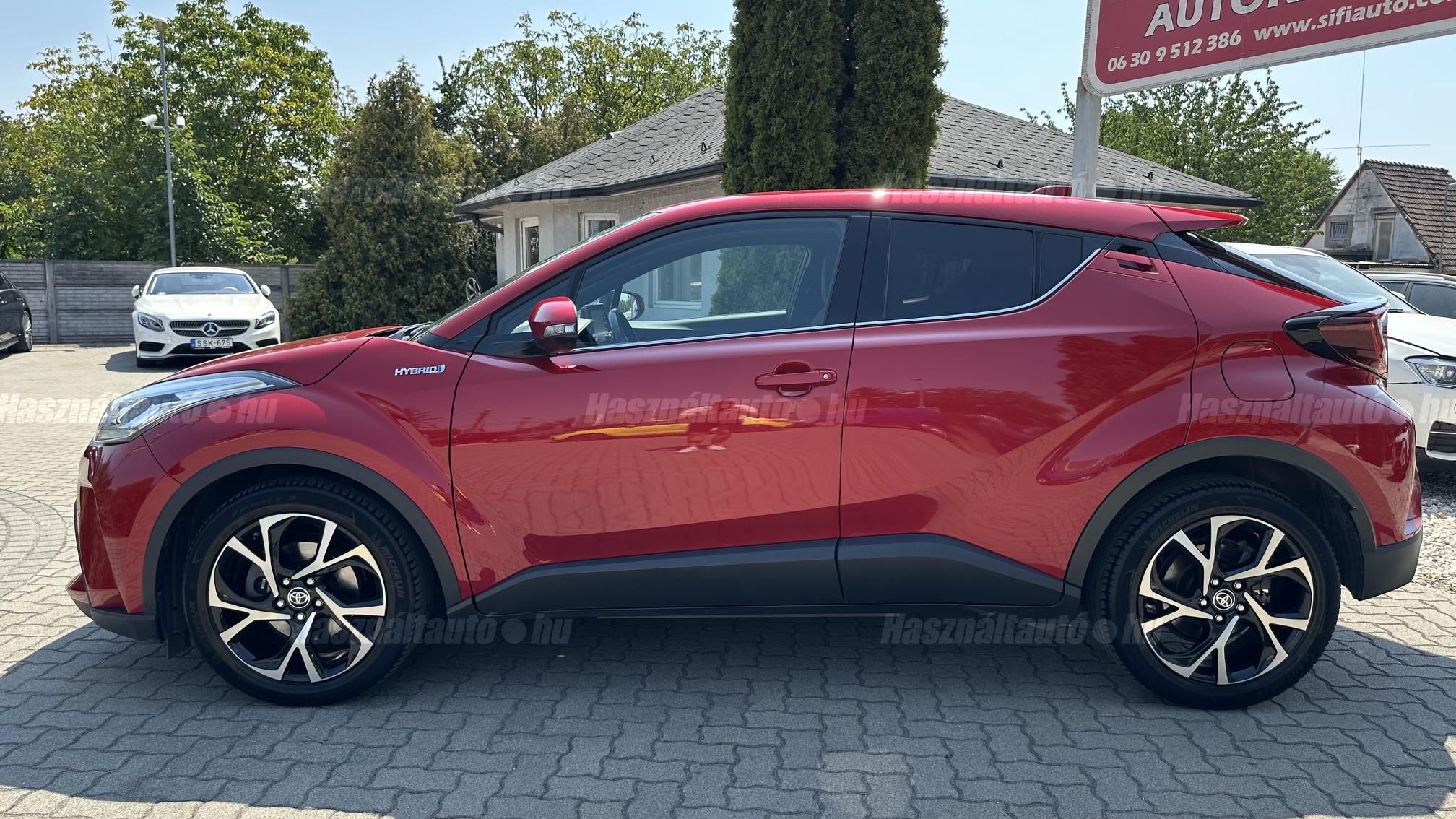 TOYOTA C-HR 1.8 Hybrid Comfort Business e-CVT