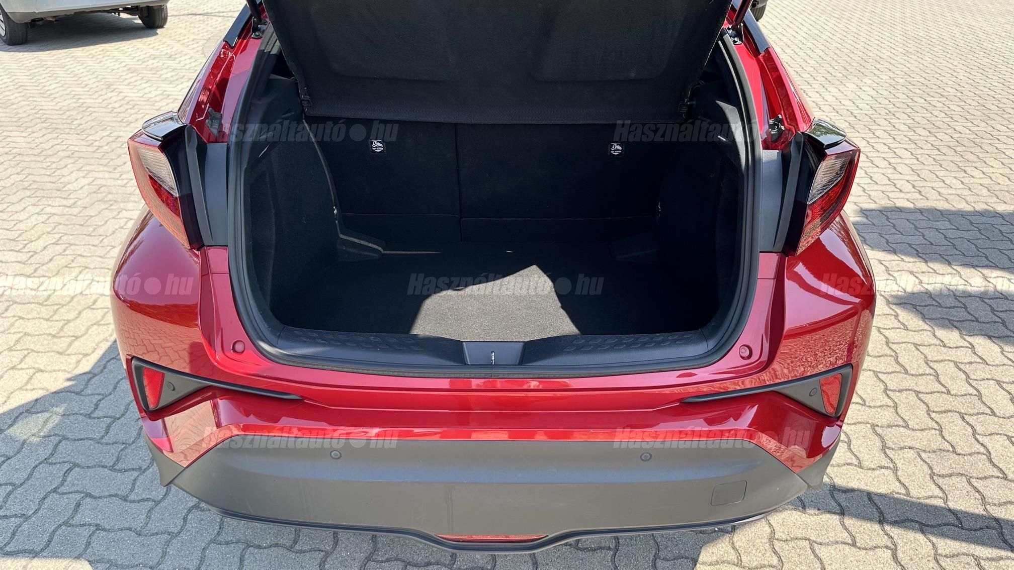 TOYOTA C-HR 1.8 Hybrid Comfort Business e-CVT