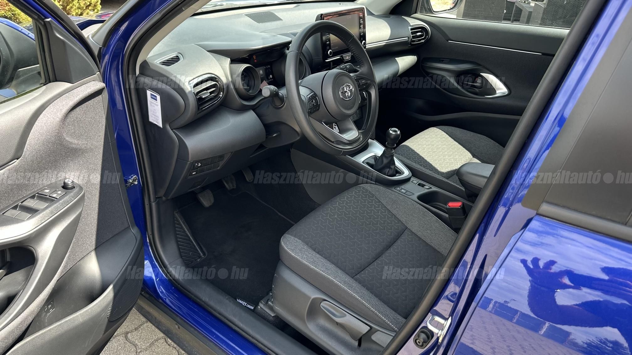 TOYOTA YARIS CROSS 1.5 VVT-i Comfort Tech CVT