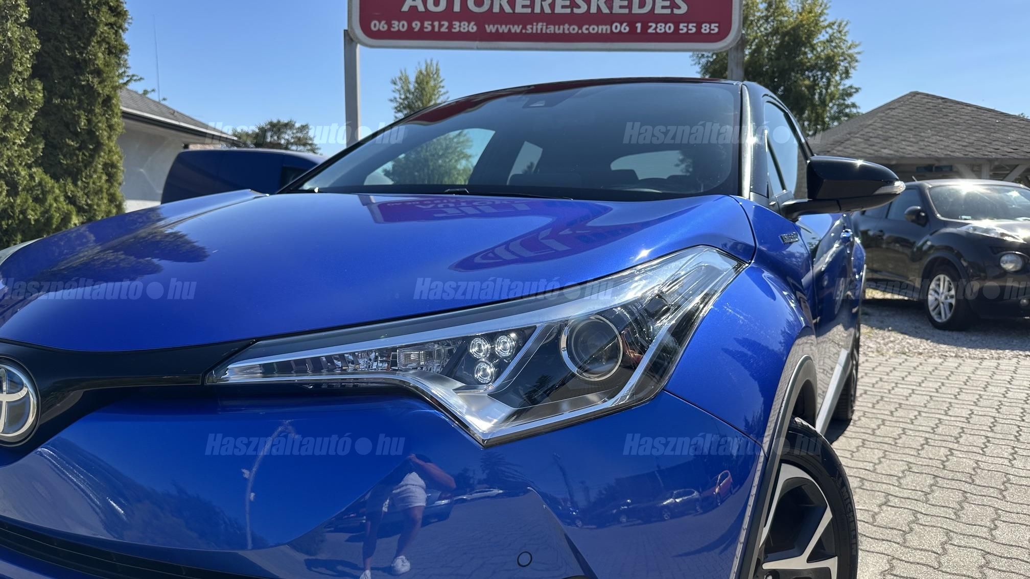 TOYOTA C-HR 1.8 Hybrid Dynamic Comfort e-CVT
