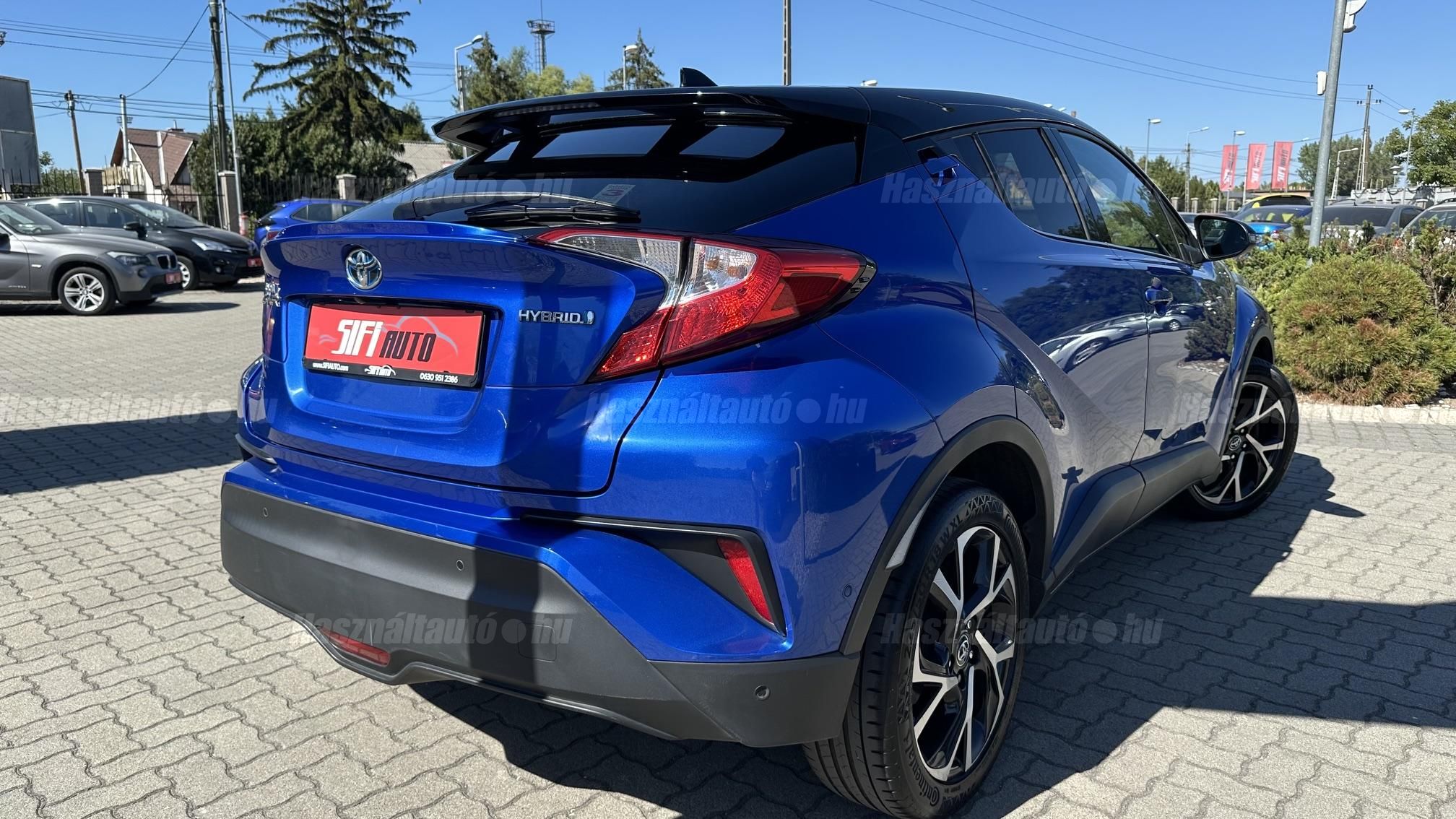 TOYOTA C-HR 1.8 Hybrid Dynamic Comfort e-CVT