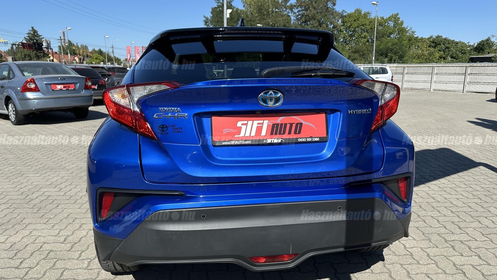 TOYOTA C-HR 1.8 Hybrid Dynamic Comfort e-CVT