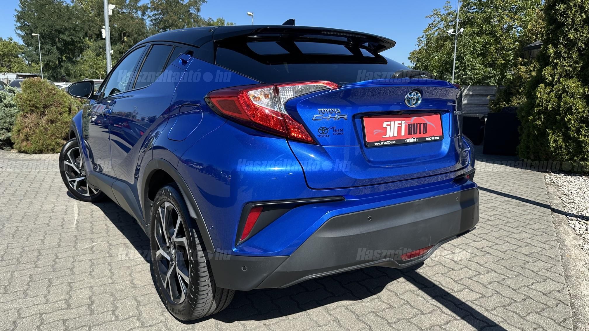 TOYOTA C-HR 1.8 Hybrid Dynamic Comfort e-CVT