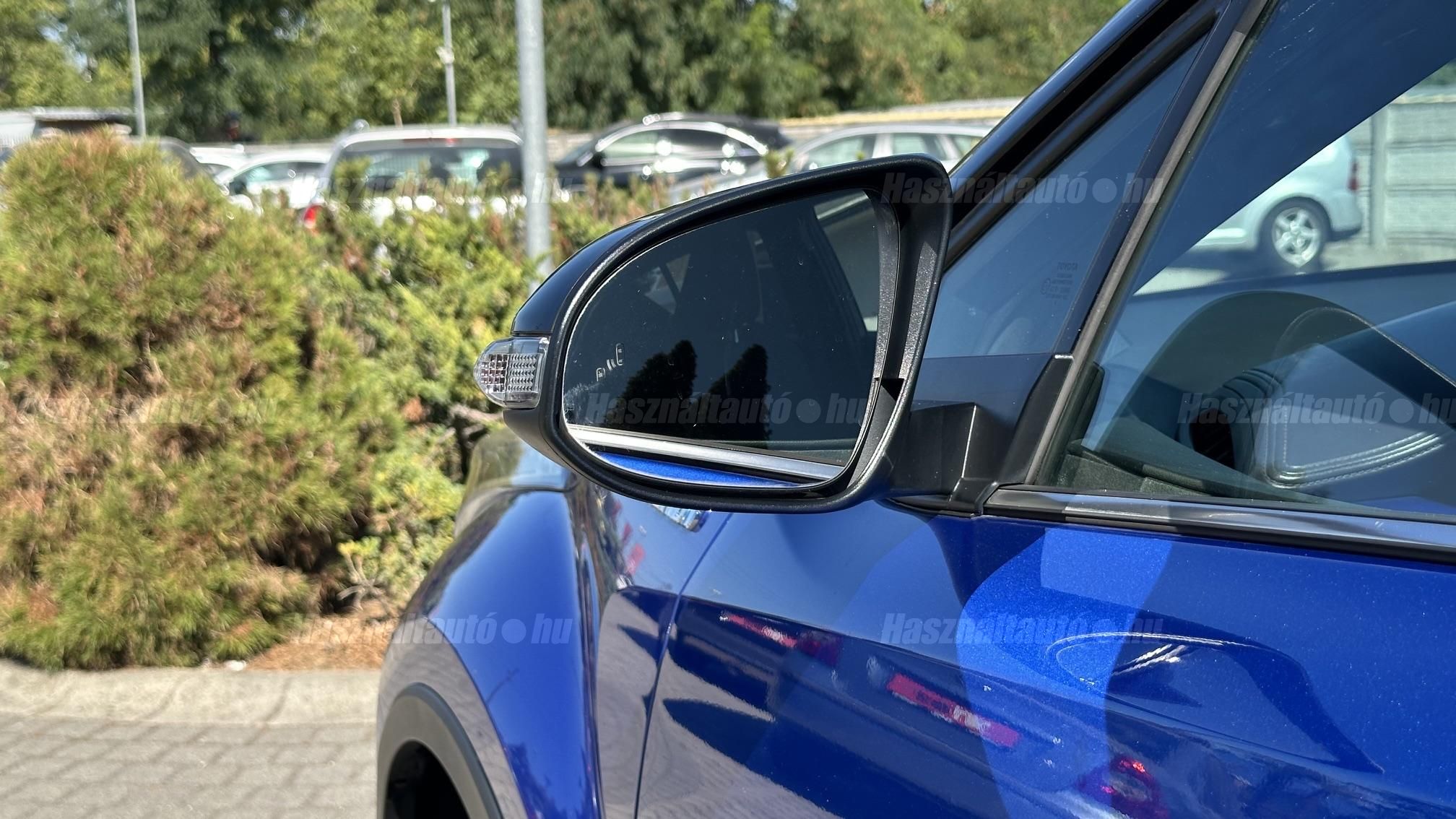 TOYOTA C-HR 1.8 Hybrid Dynamic Comfort e-CVT