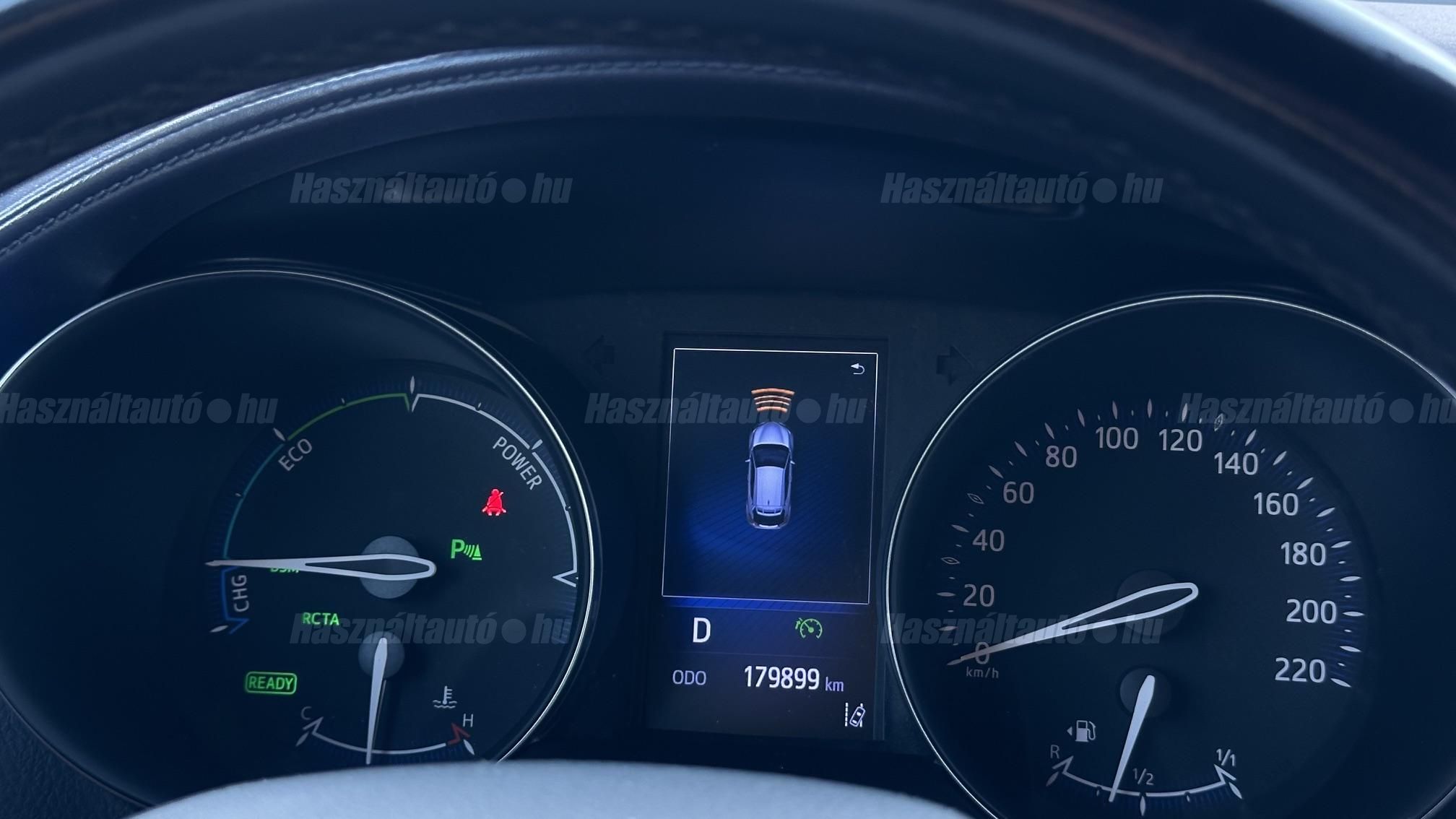 TOYOTA C-HR 1.8 Hybrid Dynamic Comfort e-CVT