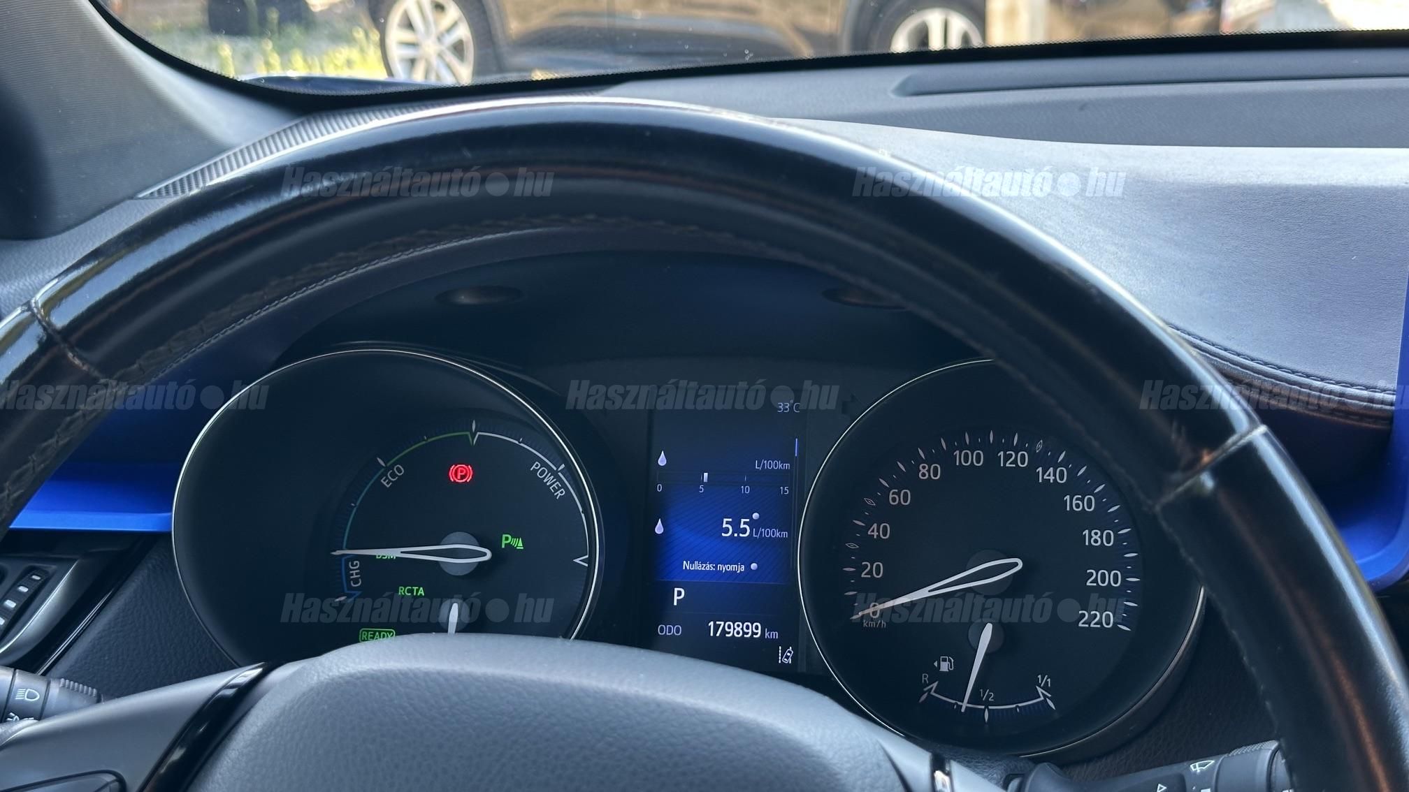 TOYOTA C-HR 1.8 Hybrid Dynamic Comfort e-CVT
