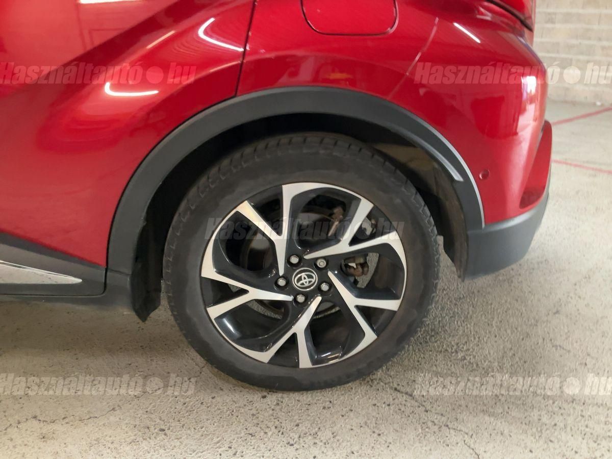 TOYOTA C-HR 2.0 Hybrid Premiere Edition e-CVT