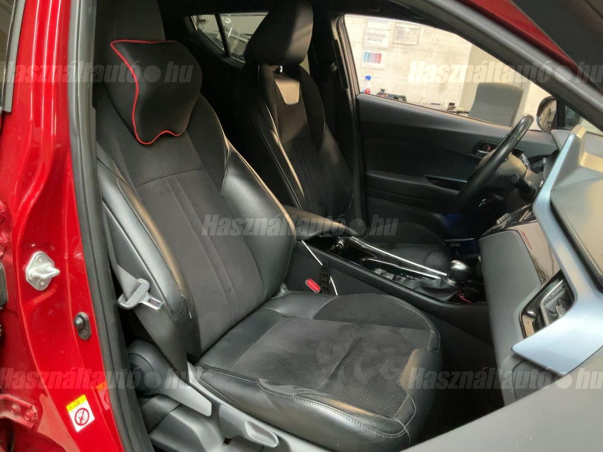 TOYOTA C-HR 2.0 Hybrid Premiere Edition e-CVT