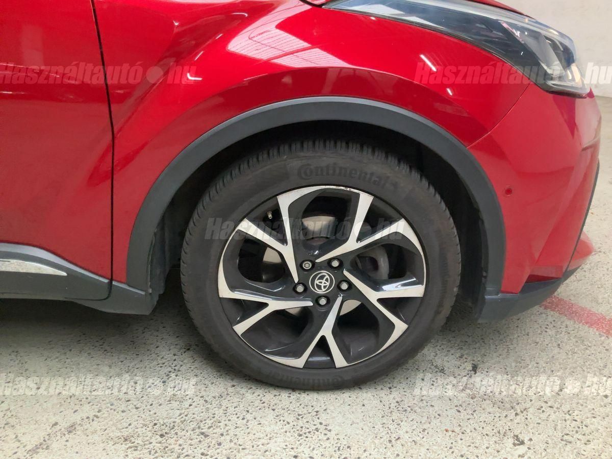 TOYOTA C-HR 2.0 Hybrid Premiere Edition e-CVT