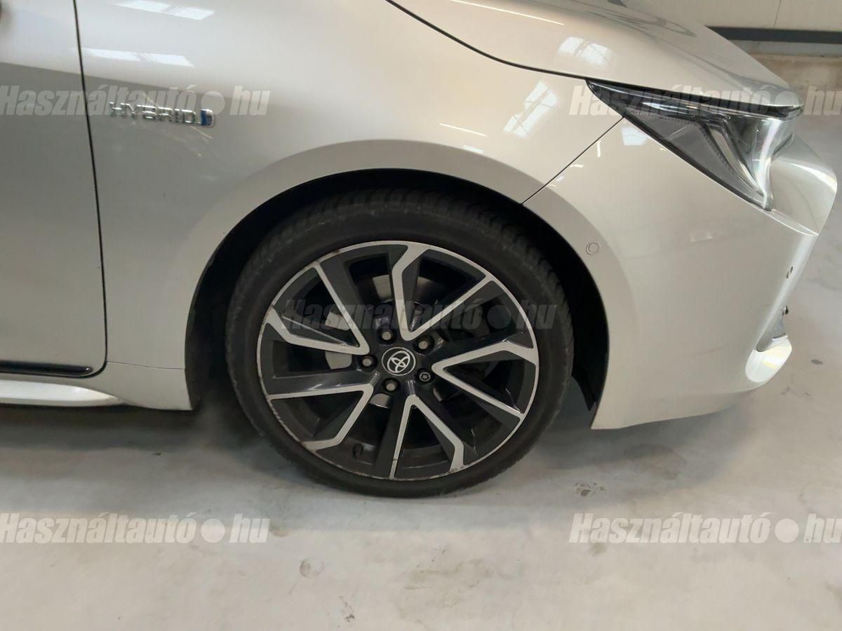 TOYOTA COROLLA Touring Sports 2.0 Hybrid Selection e-CVT