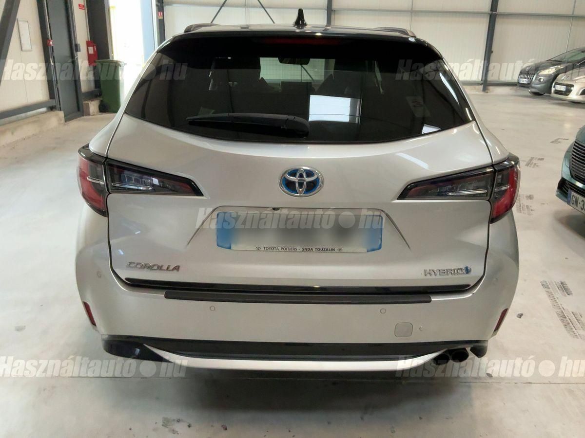 TOYOTA COROLLA Touring Sports 2.0 Hybrid Selection e-CVT