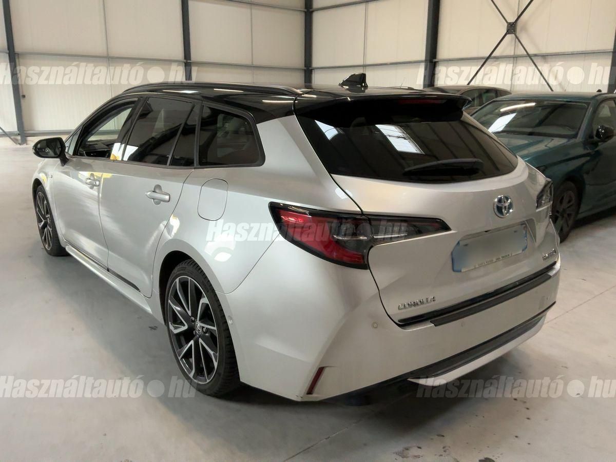 TOYOTA COROLLA Touring Sports 2.0 Hybrid Selection e-CVT