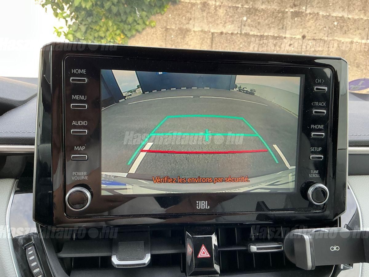 TOYOTA COROLLA Touring Sports 2.0 Hybrid Selection e-CVT