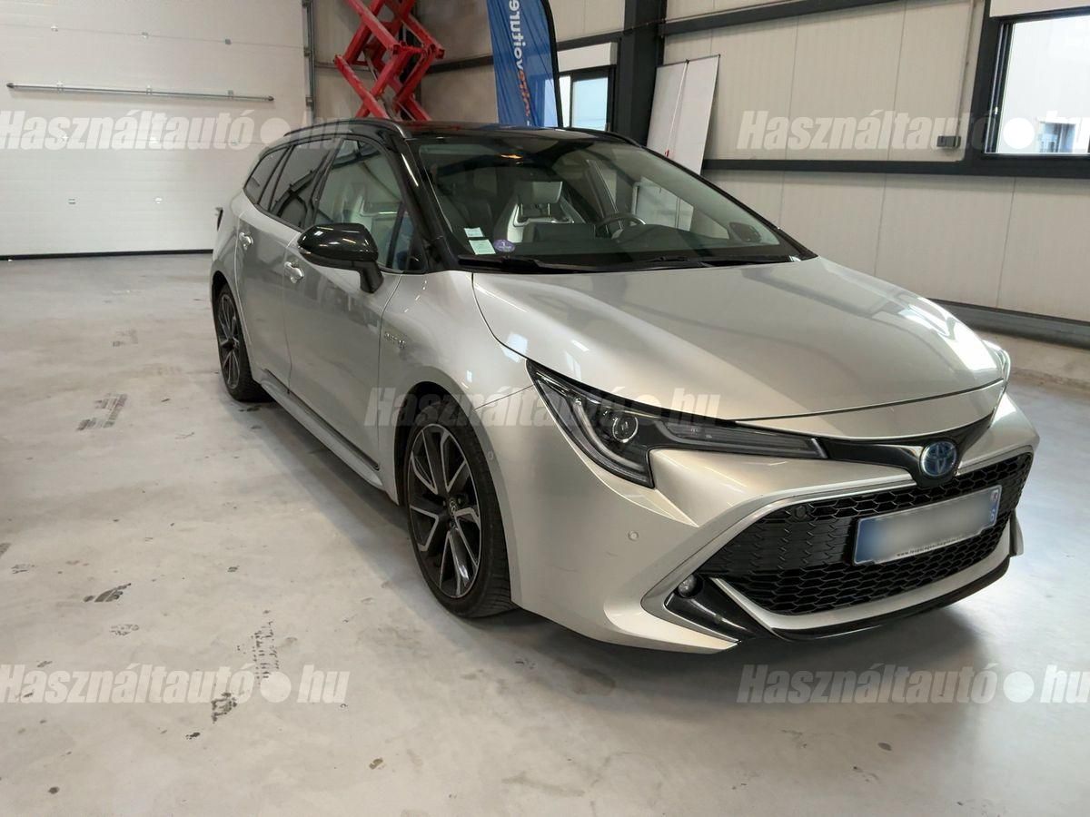 TOYOTA COROLLA Touring Sports 2.0 Hybrid Selection e-CVT