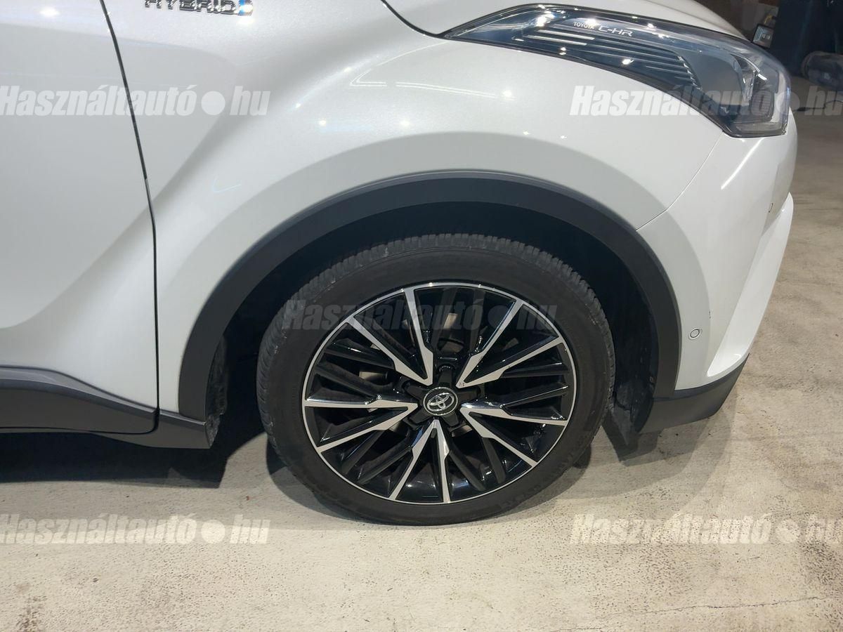TOYOTA C-HR 1.8 Hybrid Executive LED e-CVT