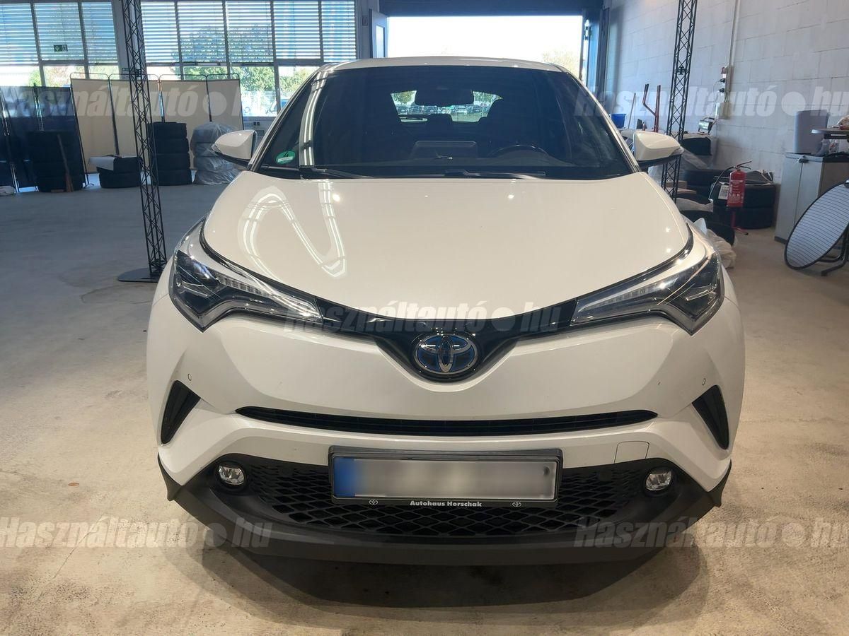 TOYOTA C-HR 1.8 Hybrid Executive LED e-CVT