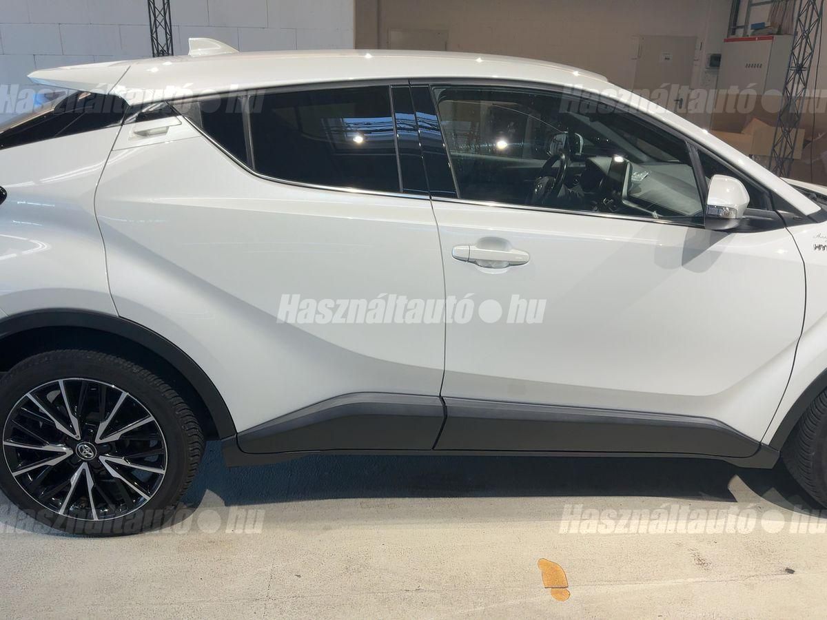 TOYOTA C-HR 1.8 Hybrid Executive LED e-CVT