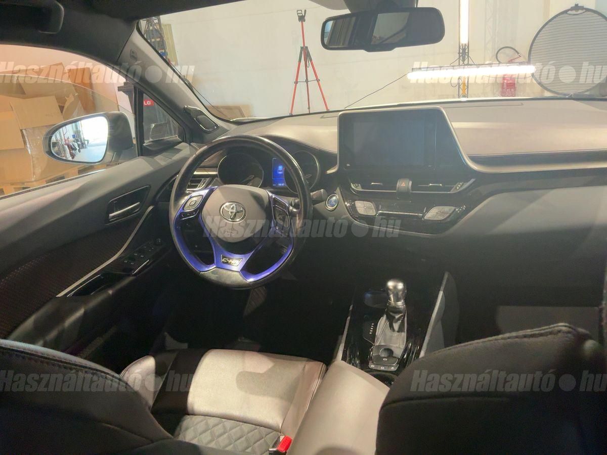 TOYOTA C-HR 1.8 Hybrid Executive LED e-CVT