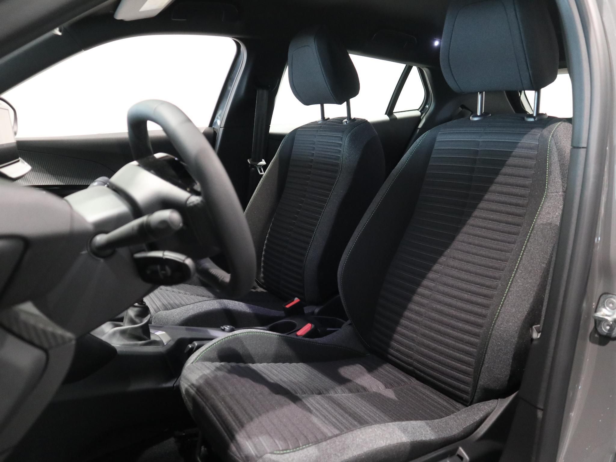 PEUGEOT 2008 1.2 PureTech Active GabliniM3 szabad készletről azonnal - 11. kép