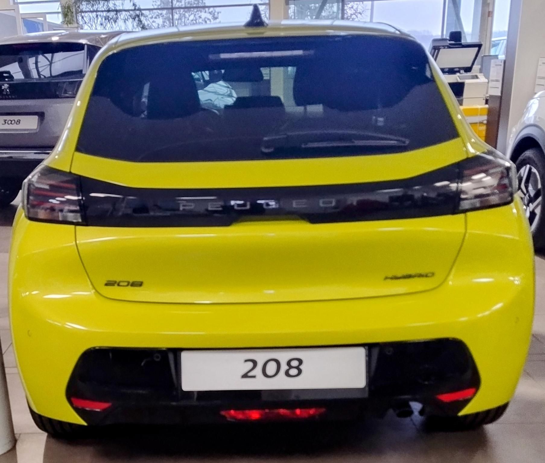 PEUGEOT 208 1.2 Hybrid Allure e-DCS6 - 5. kép
