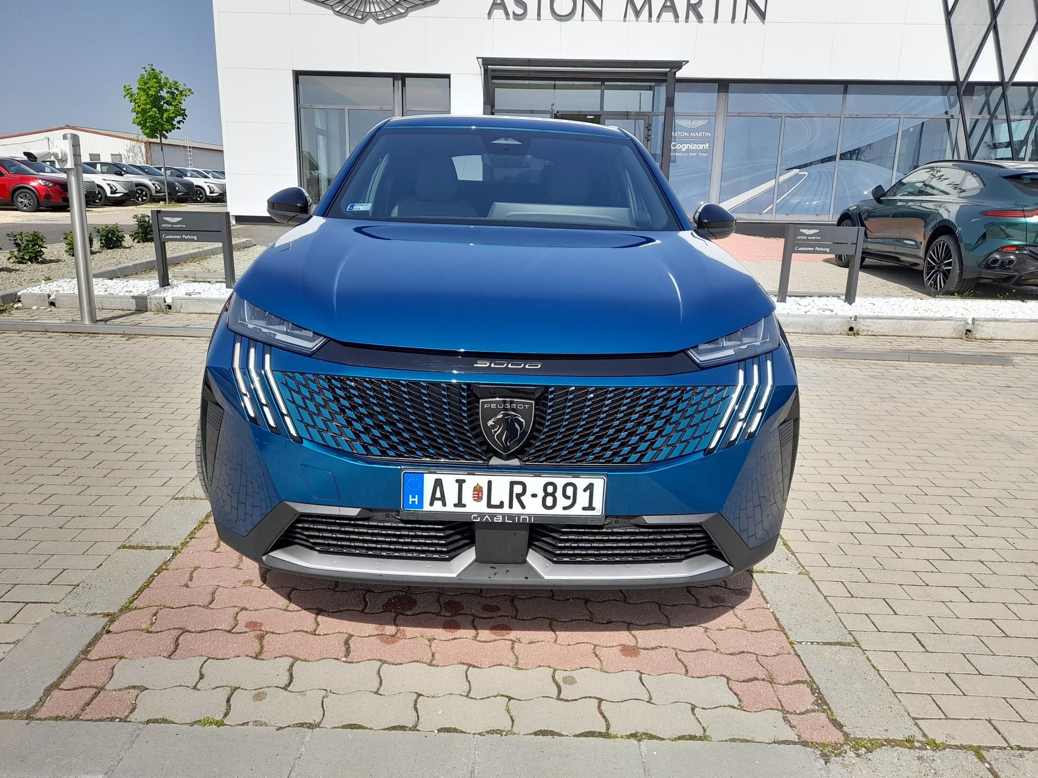 PEUGEOT 3008 1.2 Hybrid Allure e-DCT6 Tesztautó Gablini M3 - 2. kép